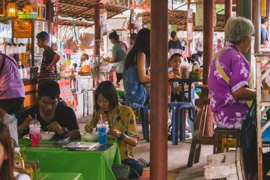 Essential Thai Phrases for Dining
