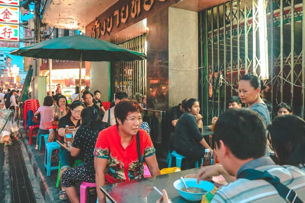 Travelling alone in Bangkok: Where should I stay?