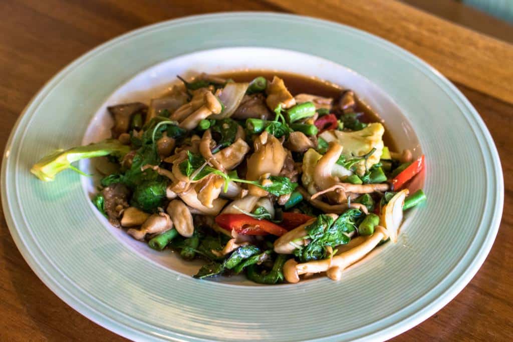 Evening: Head back to the city for a delicious dinner