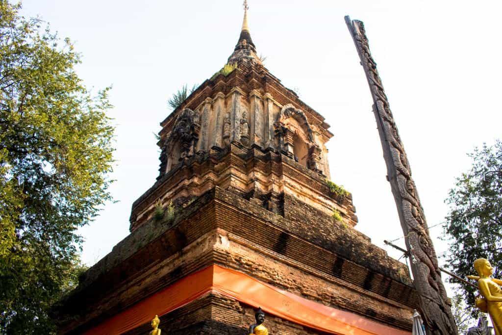 Visiting temples in Chiang Mai: Wat Lok Molee