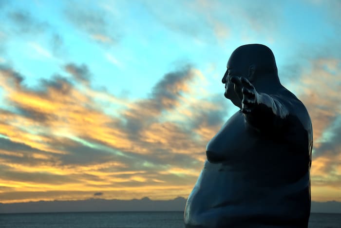 Art at the Bondi to Coogee Walk: Tamarama Beach - Bondi to Coogee Walk: 10 Best Stops on Sydney’s Most Popular Coastal Walk