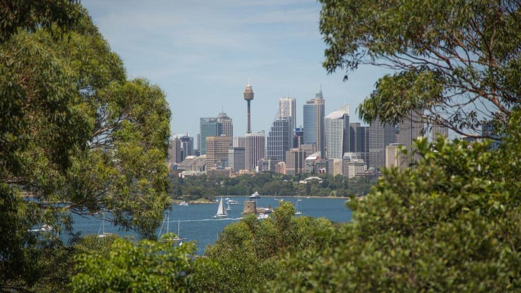Australia packing list summer: (December-February) - Australia Travel: What to Pack on a Trip to Sydney