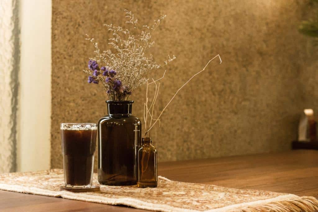 The Laboratory Hotel & Across The Universe Cafe