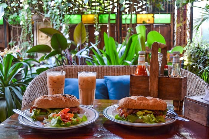 Om Garden Cafe - Where to get Breakfast and Brunch in Pai, Thailand