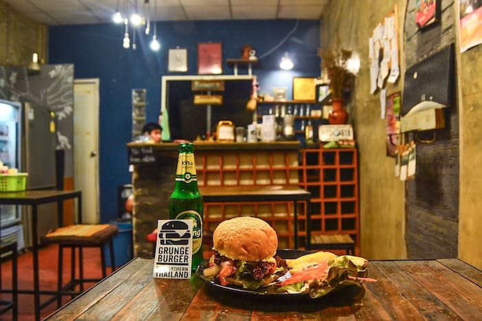 Grunge Burger - Pai Restaurants & Cheap Eats for Backpackers on a Budget