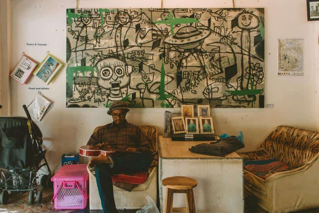 Take Guitar Lessons at Easy Guesthouse and Gallery - Unique & Awesome Things to do in Pai in 2020