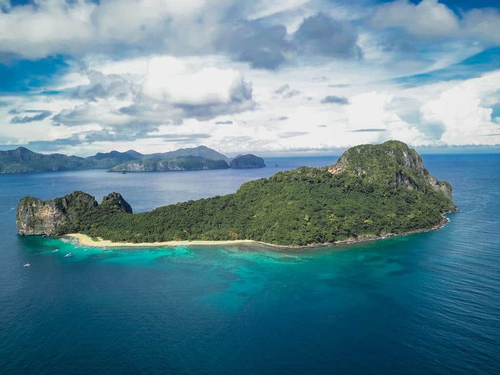 Nagkalit-Kalit Falls - El Nido, Philippines: Top Destinations for Tropic-Loving Backpackers