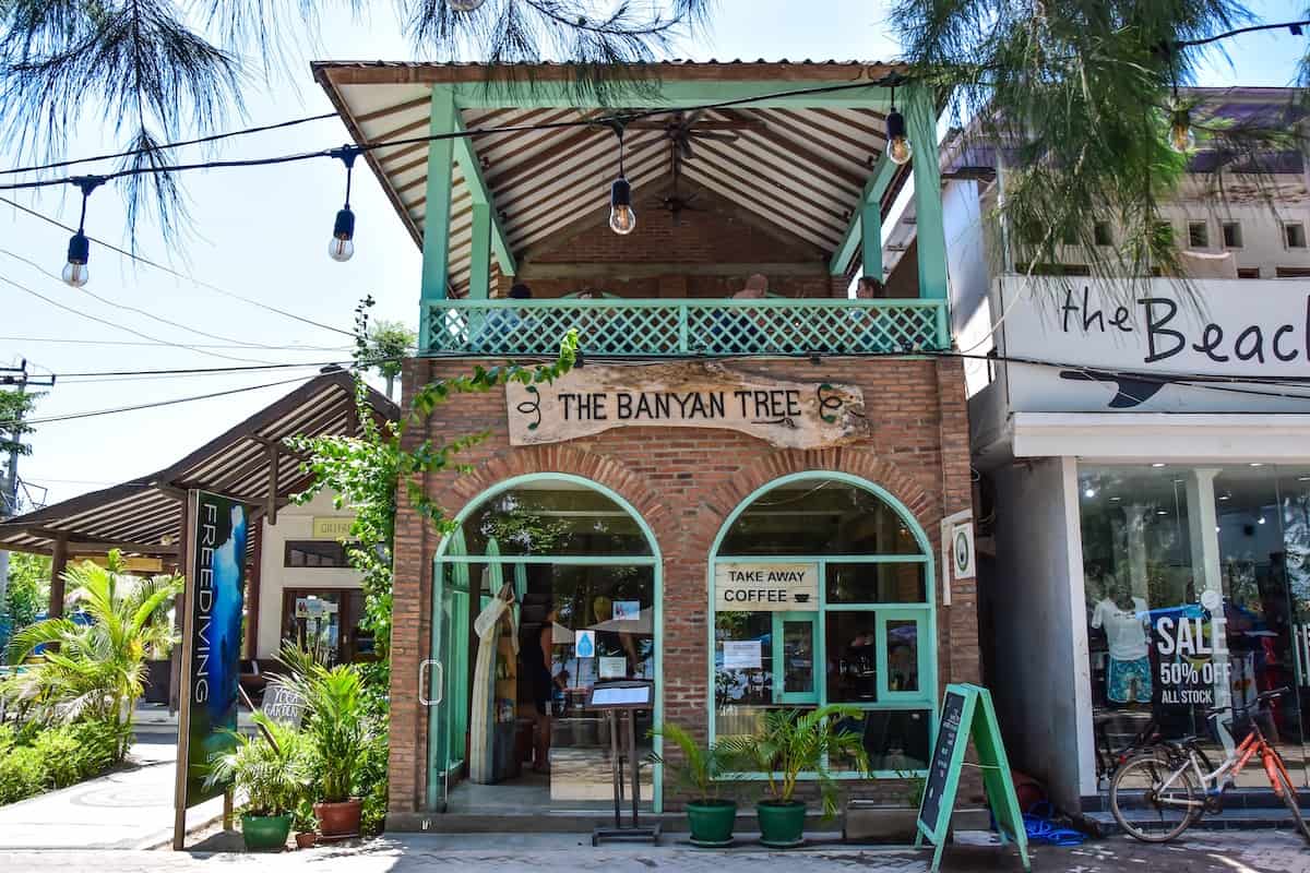 Banyan Tree: Best Location - Where to Eat on Gili Trawangan: Best Breakfast Cafes