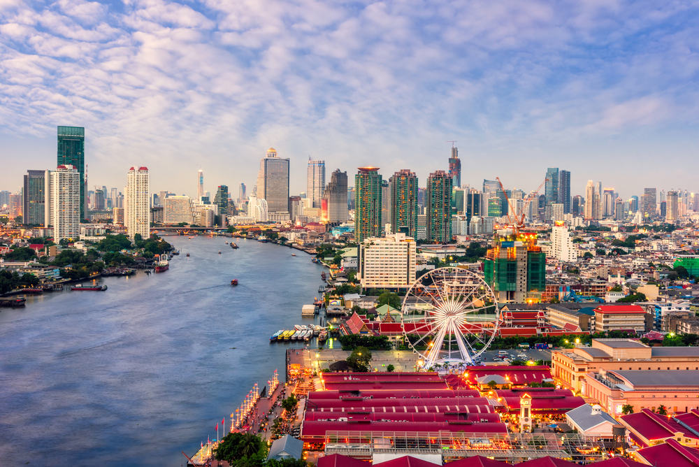 What To Do In Bangkok - Getting Around Bangkok: The Orange Flag Boat