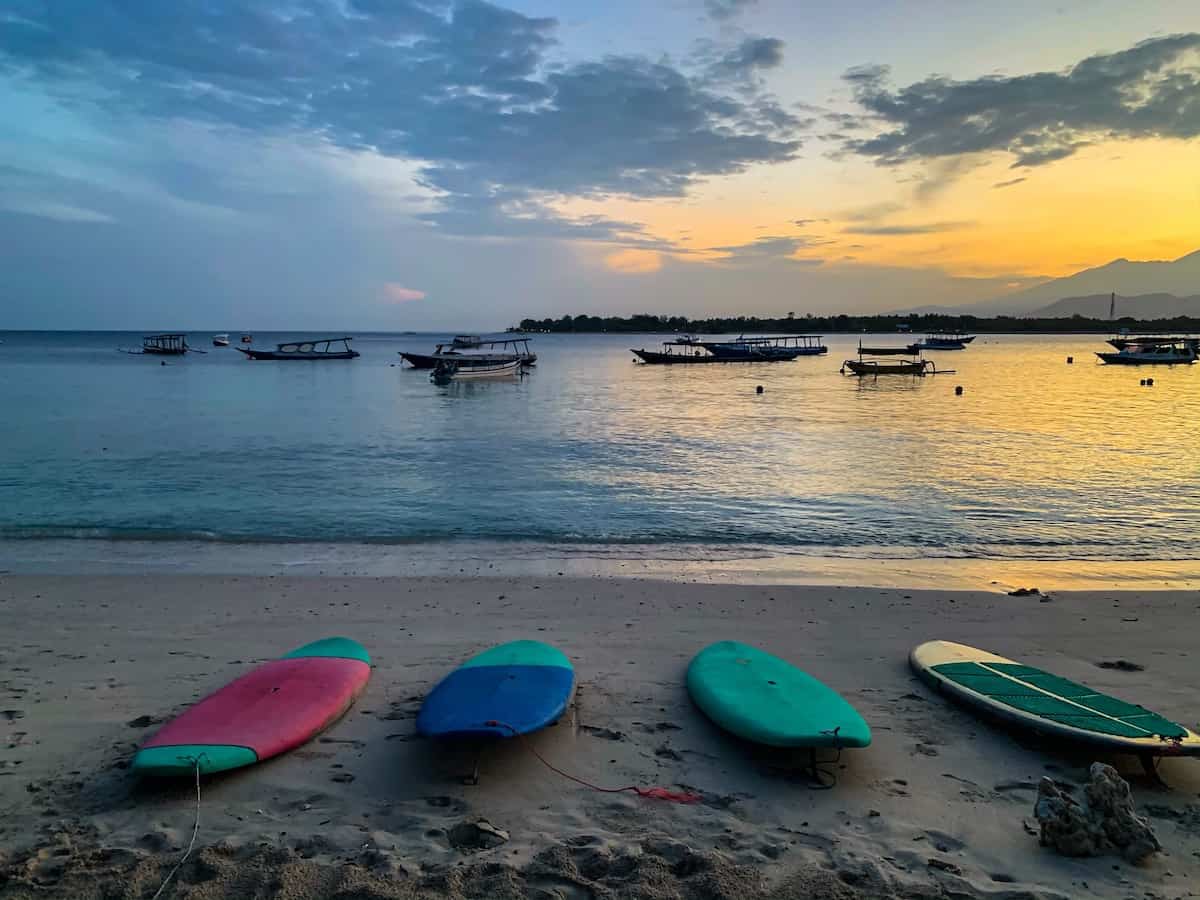 Sunrise SUP Yoga Gili Trawangan