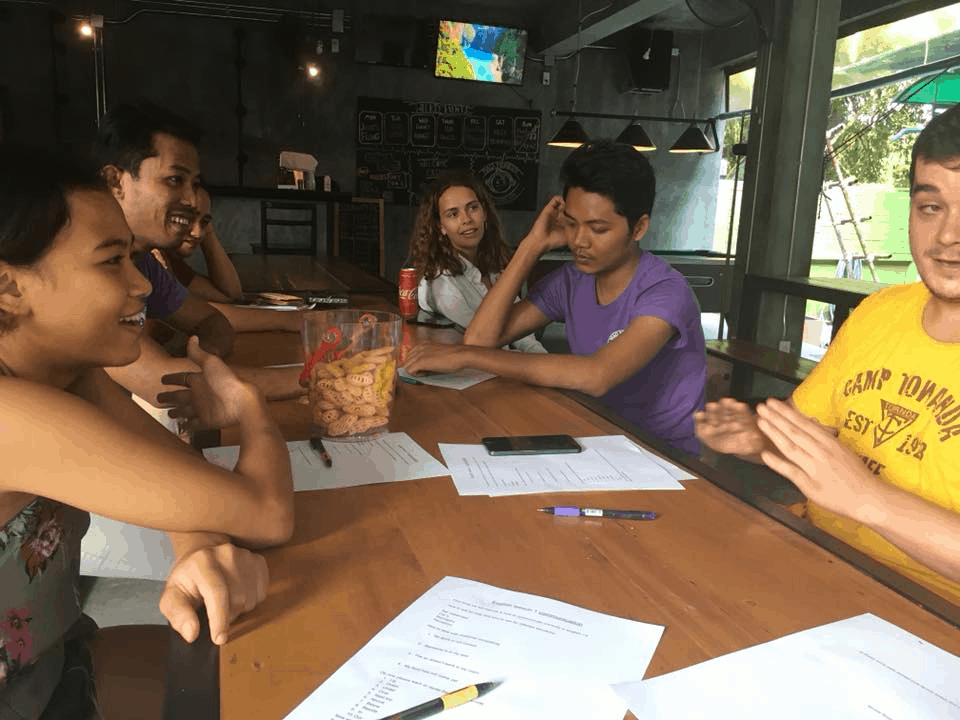 Mad Monkey English lessons