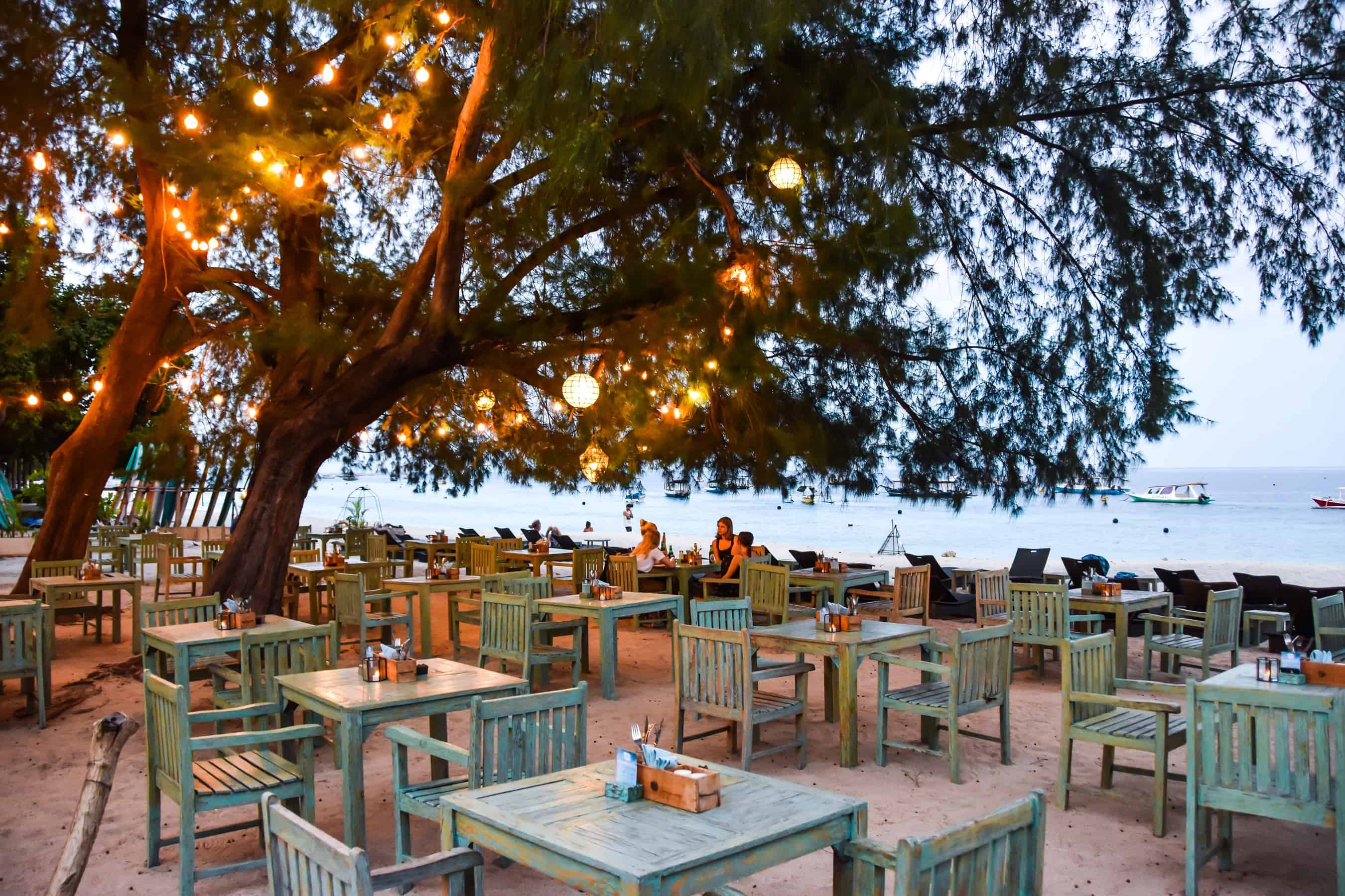 Fat Cats: Best Gili Trawangan Restaurant Ambiance - Best Gili Trawangan Restaurants: Where to Eat on the Gilis
