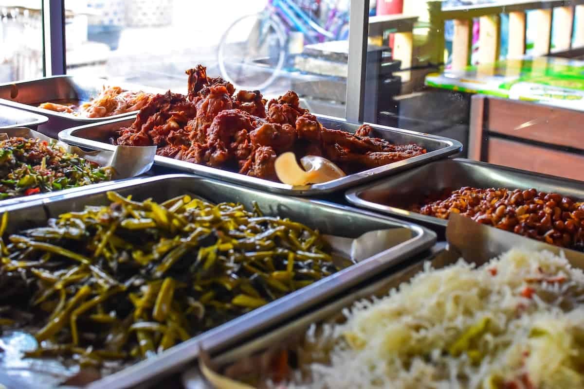 Warung Dewi: Best Local Food on Gili Trawangan - Best Gili Trawangan Restaurants: Where to Eat on the Gilis