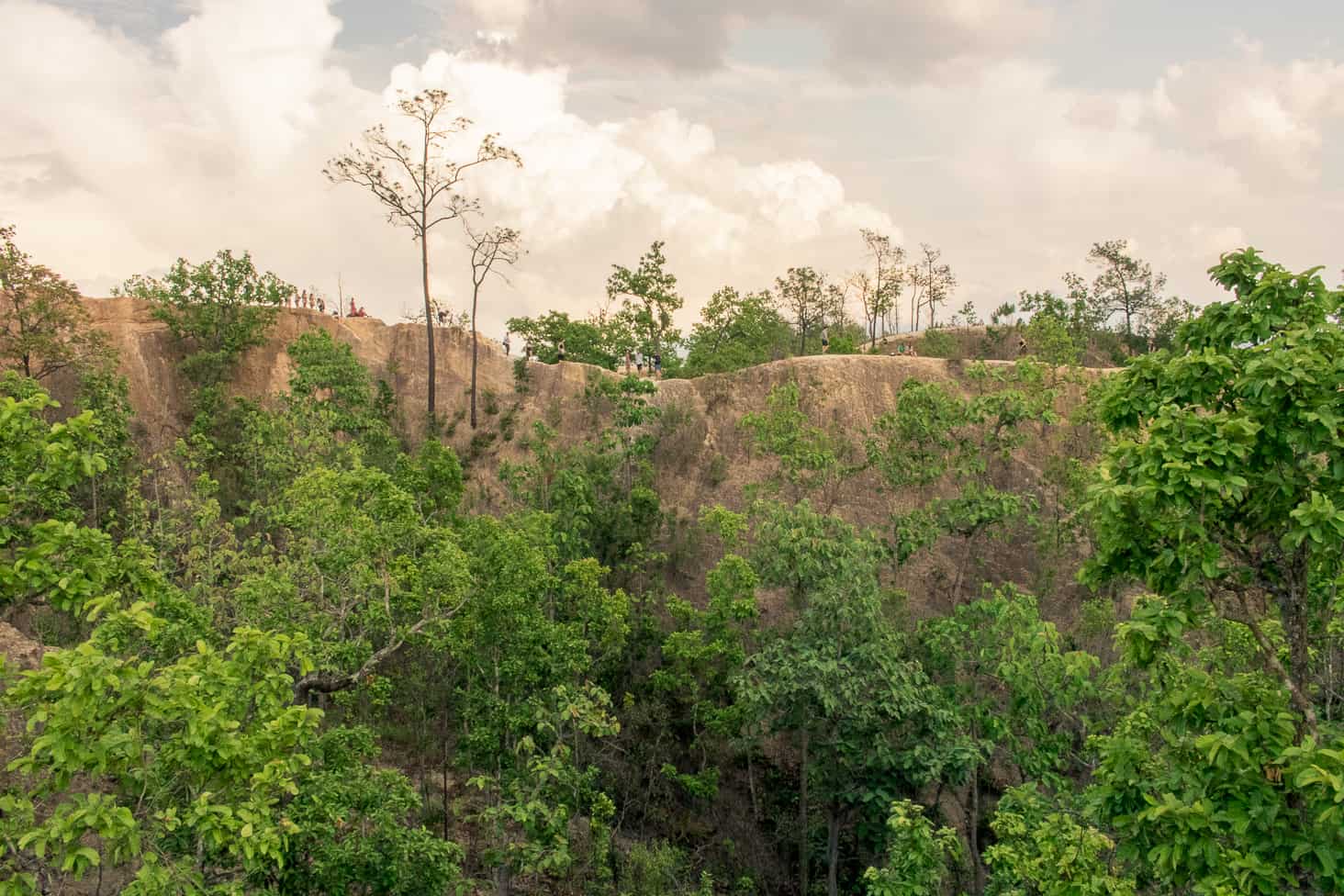 Mad Monkey Hostels Pai Thailand a Complete Backpacker's Guide to this Northern Thai City