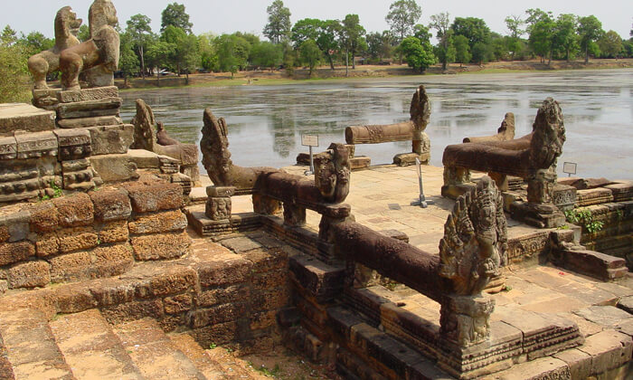 Best Siem Reap Temples: Srah Sang - Best Siem Reap Temples - Backpackers Guide To The Temples Of Angk