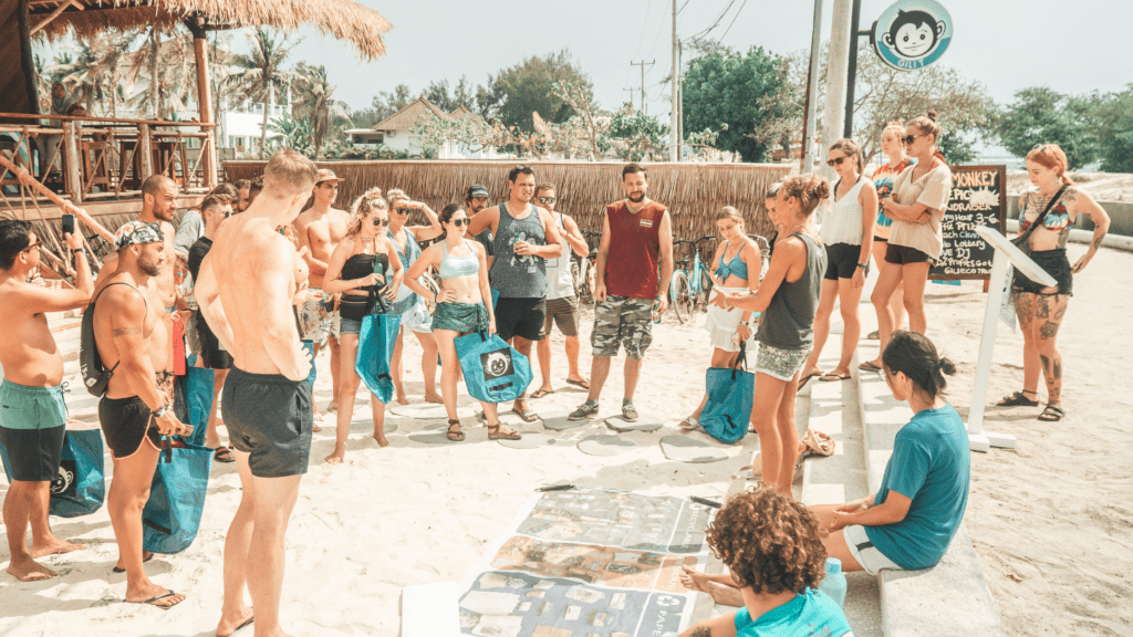Community projects, Mad Monkey, Gili Trawangan