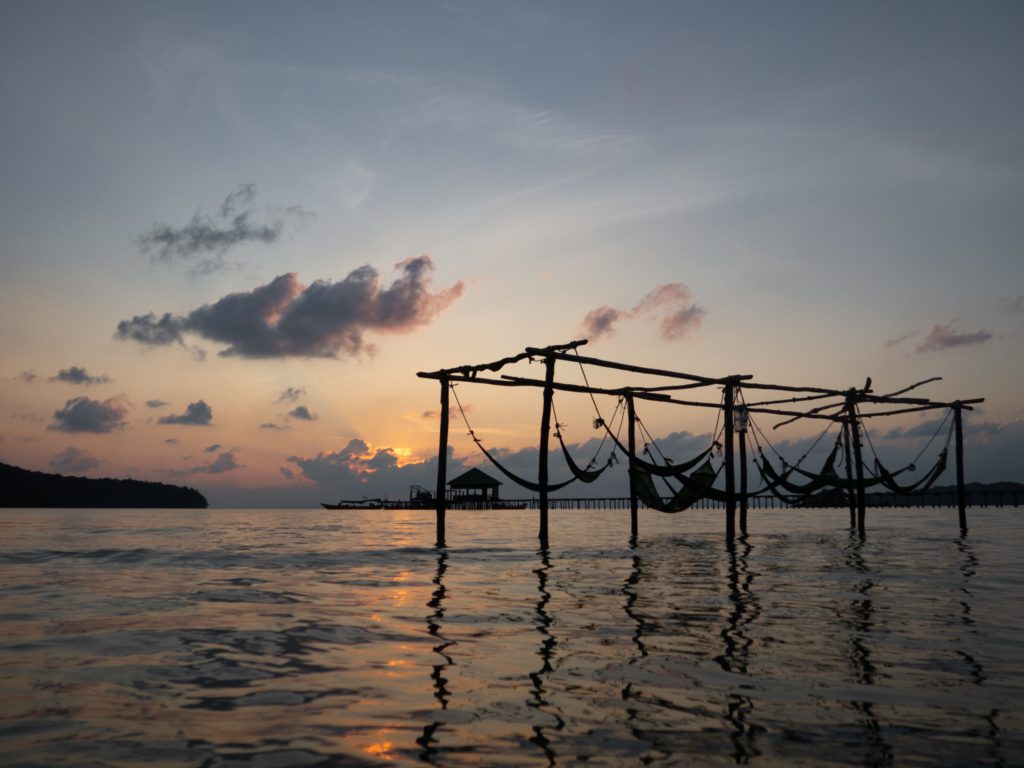 Mad Monkey Koh Rong Samloem