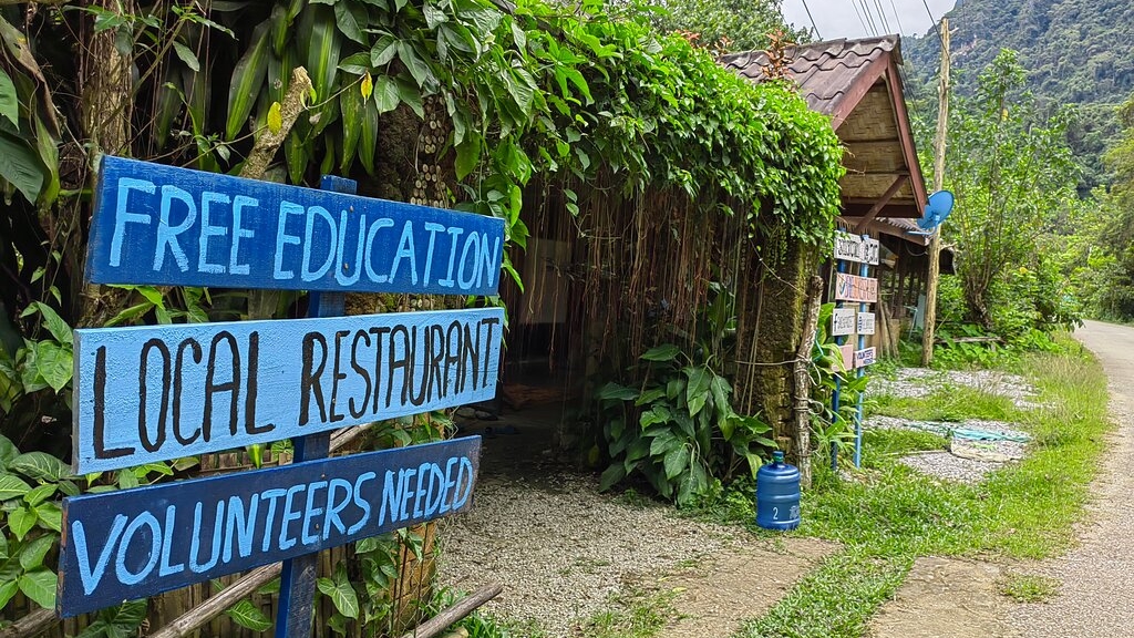 Exterior of Sae Lao Project in Vang Vieng