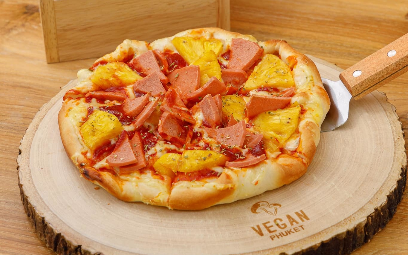 vegan hawaiian pizza in phuket