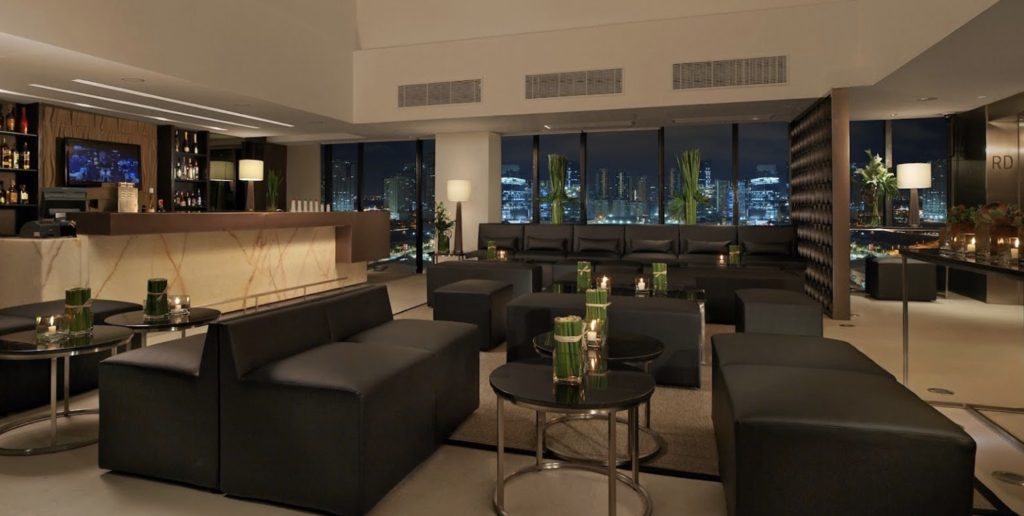 Straight Up Bar in Manila, PH